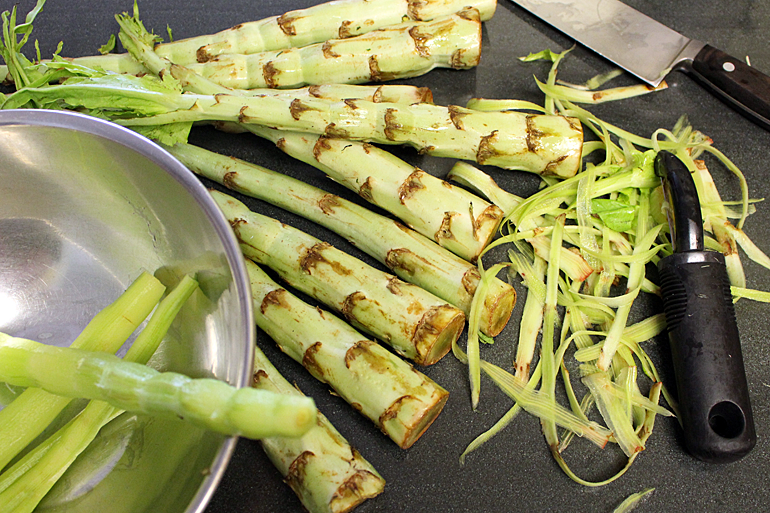 Peeling Celtuce